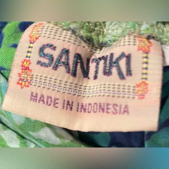 Women’s summer lightweight pullon skirt - green & blue batik design - Picture 3 of 4